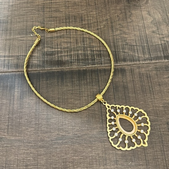 EMBELLISHED WOMEN NECKLACE - Picture 9 of 17